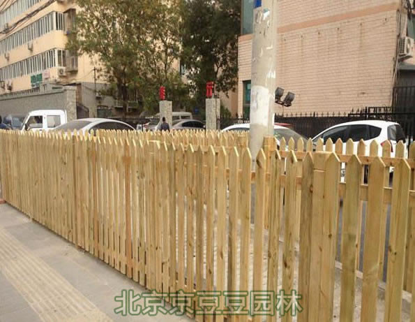 北京防腐木栅栏